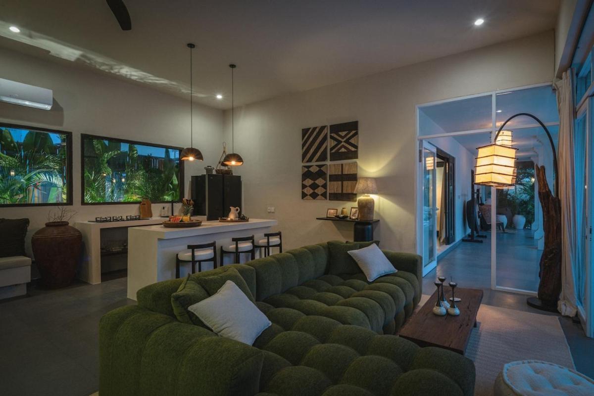 The Jungle - Luxurious & Tropical Concept - 3Br - Central Canggu Екстериор снимка