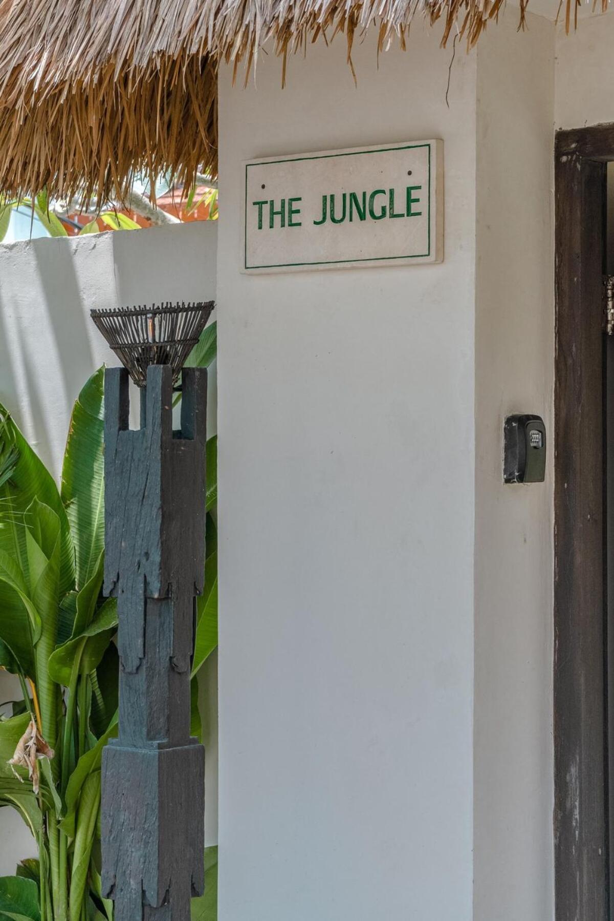 The Jungle - Luxurious & Tropical Concept - 3Br - Central Canggu Екстериор снимка