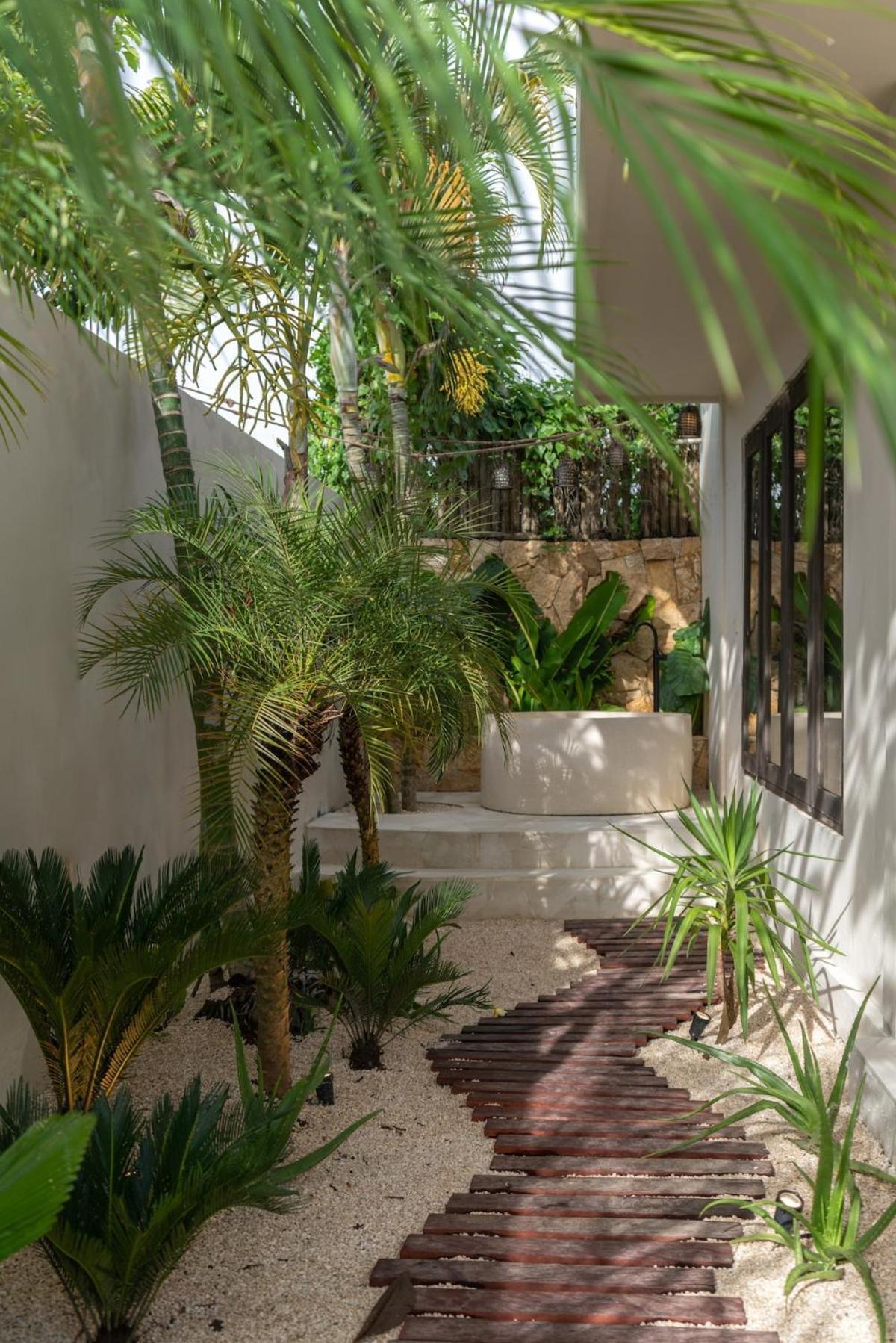 The Jungle - Luxurious & Tropical Concept - 3Br - Central Canggu Екстериор снимка