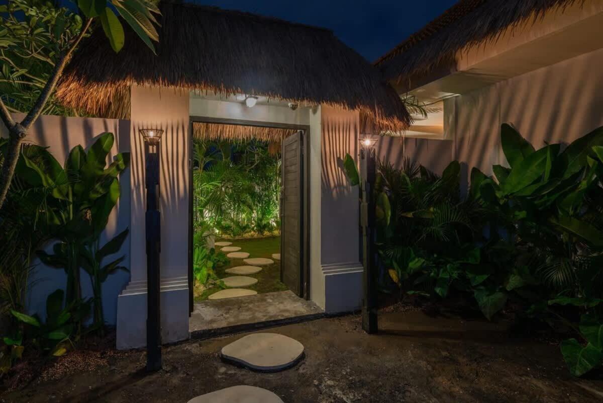 The Jungle - Luxurious & Tropical Concept - 3Br - Central Canggu Екстериор снимка