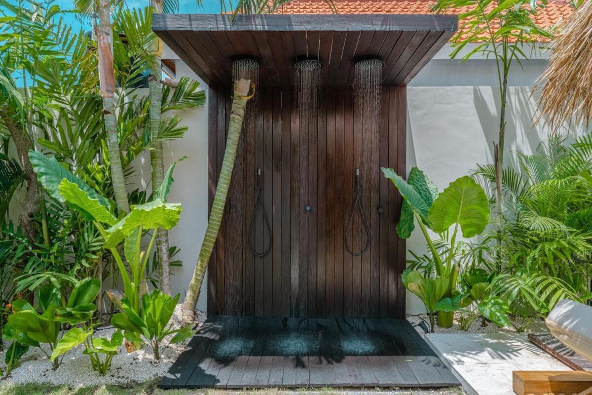 The Jungle - Luxurious & Tropical Concept - 3Br - Central Canggu Екстериор снимка